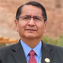 Jonathan Nez