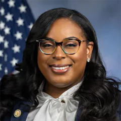 LaMonica McIver