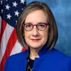 Andrea Salinas