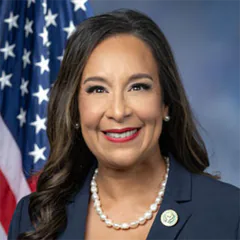 Monica De La Cruz